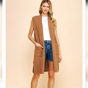 JOAN VASS Tan Knit open front Shawl collar longline vest. Size M